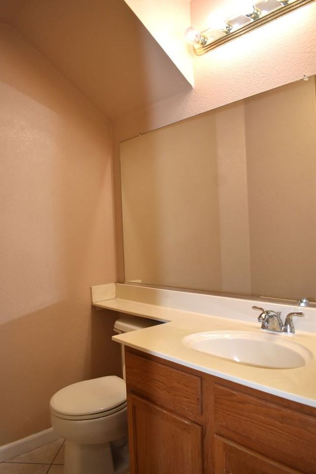 9278 Elberon Way - Photo 4 of 22