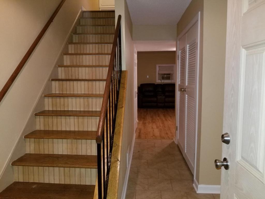 1303 Proper St - Photo 2 of 12