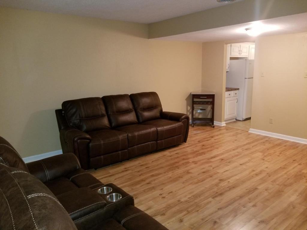 1303 Proper St - Photo 7 of 12