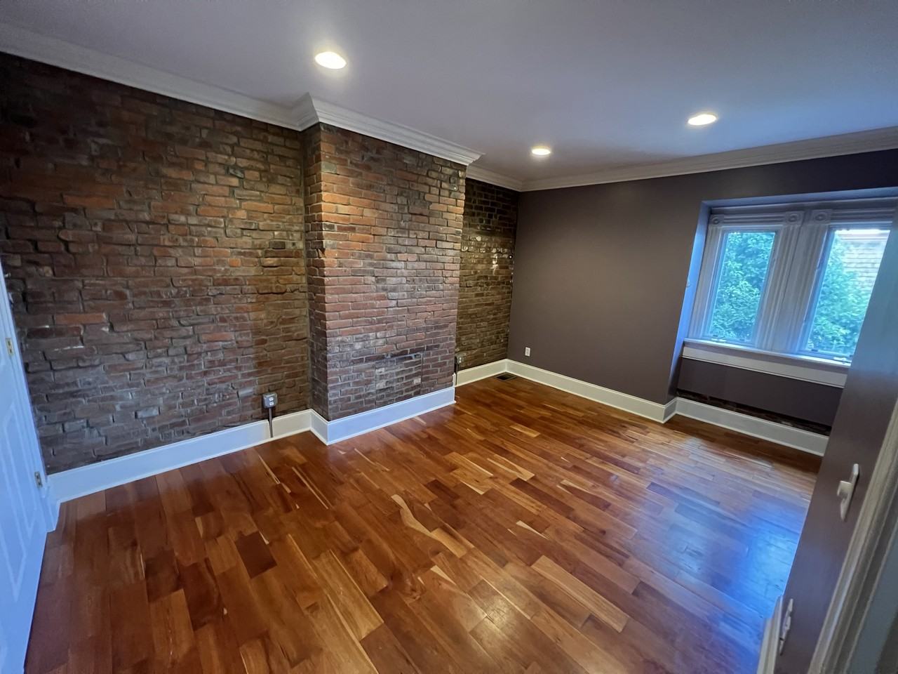 1714 Sarah St #2 - Photo 5 of 13