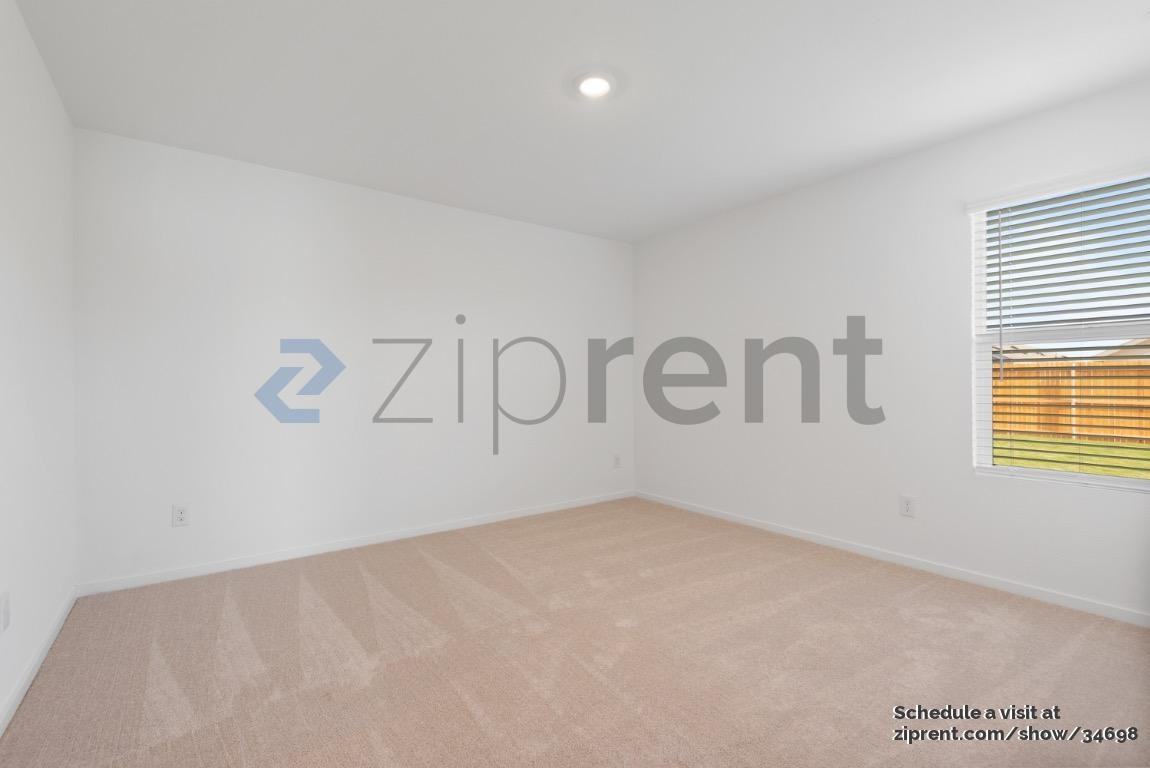 6739 Fairview Ave - Photo 6 of 22