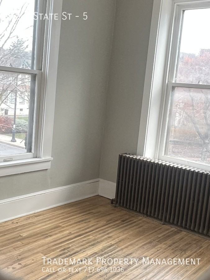 42 N State St #5