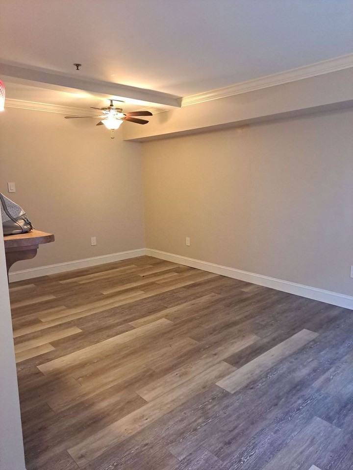 1004 Game Day Way #4 - Photo 7 of 12