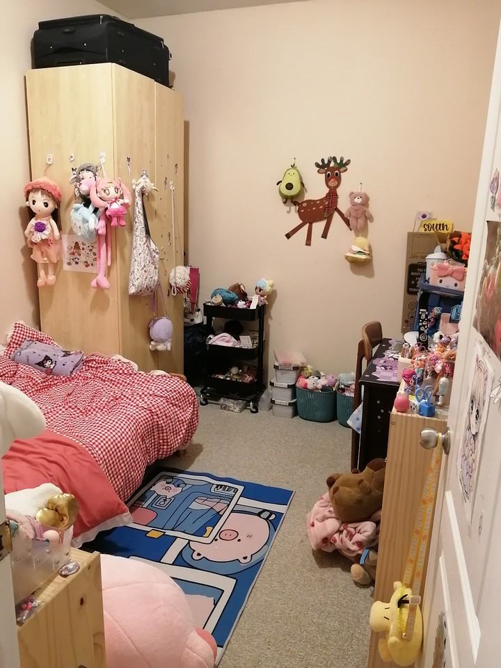 4739 Deerfield Crescent - Photo 3 of 5