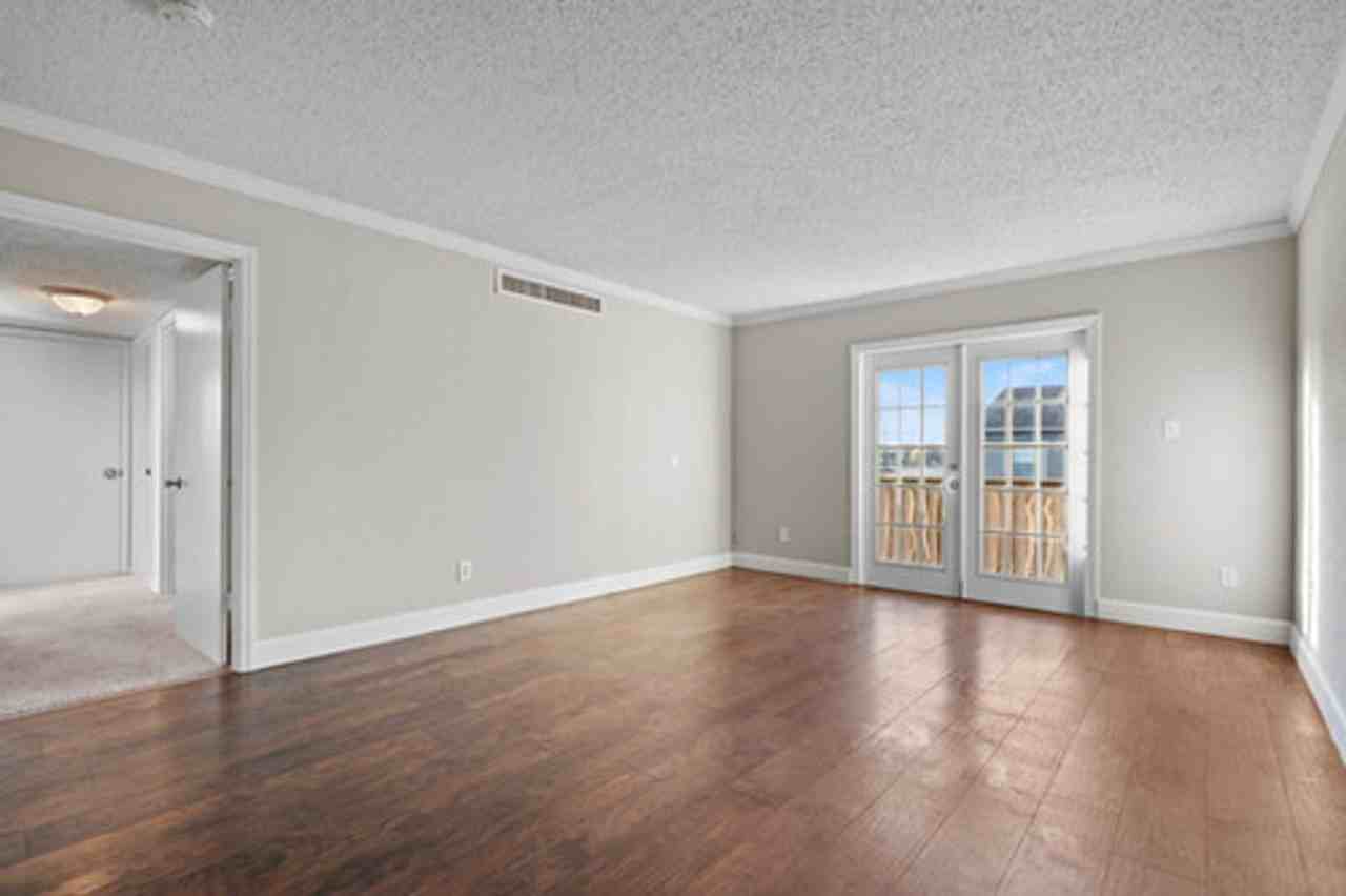 375 Wymore Rd #204 - Photo 3 of 18