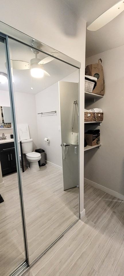 2517 Sw 32nd Ave #B - Photo 4 of 5