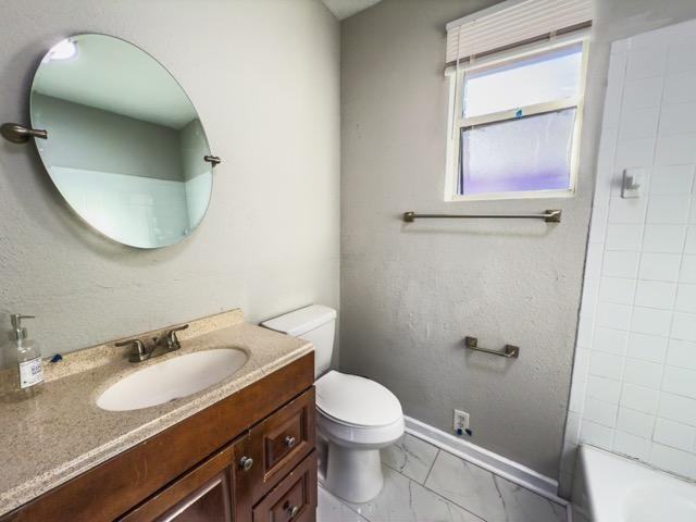 W 21st St - Photo 6 of 9