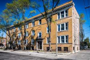 featured image of 7155 S Green St