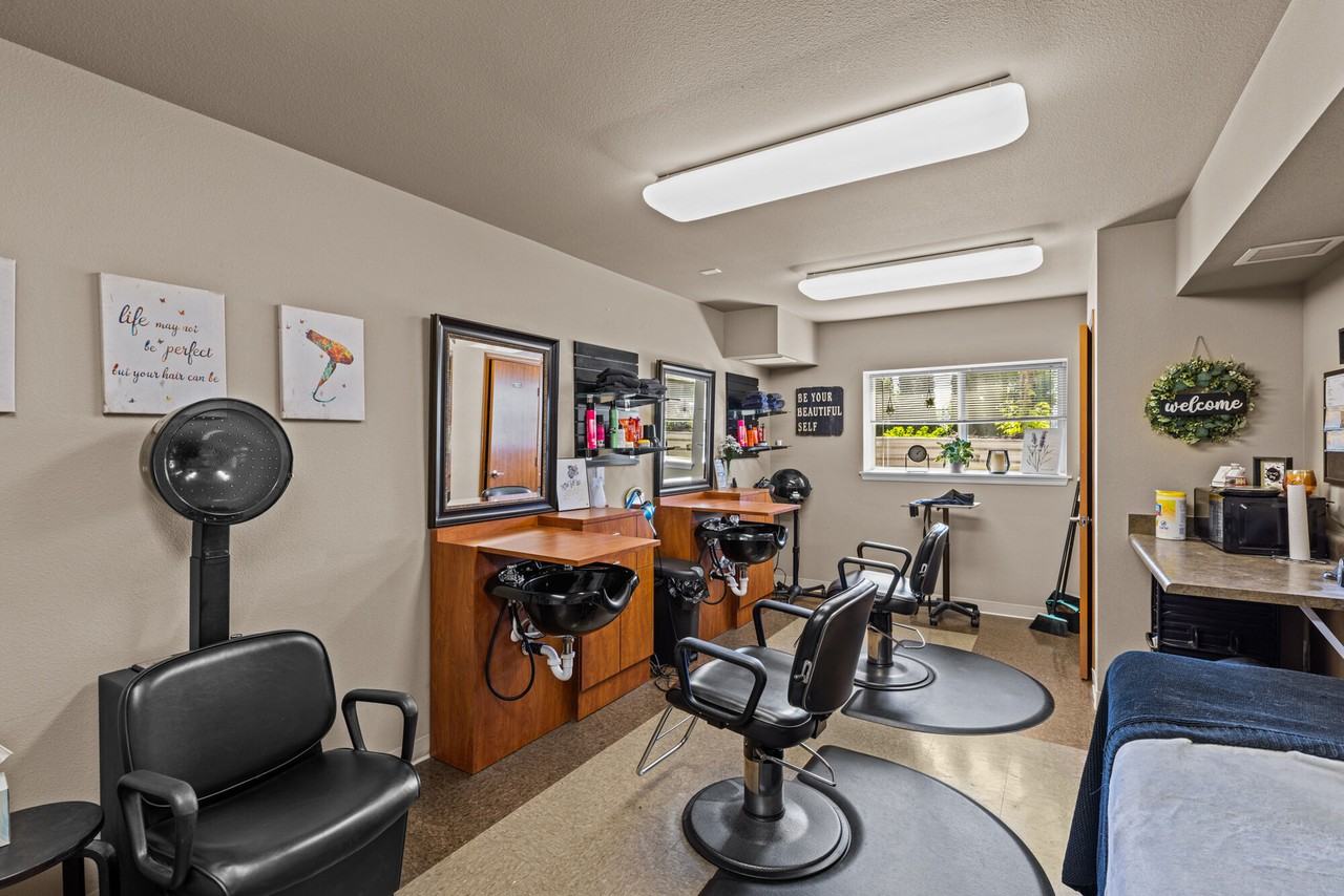 Covington Place - Photo 5 of 16