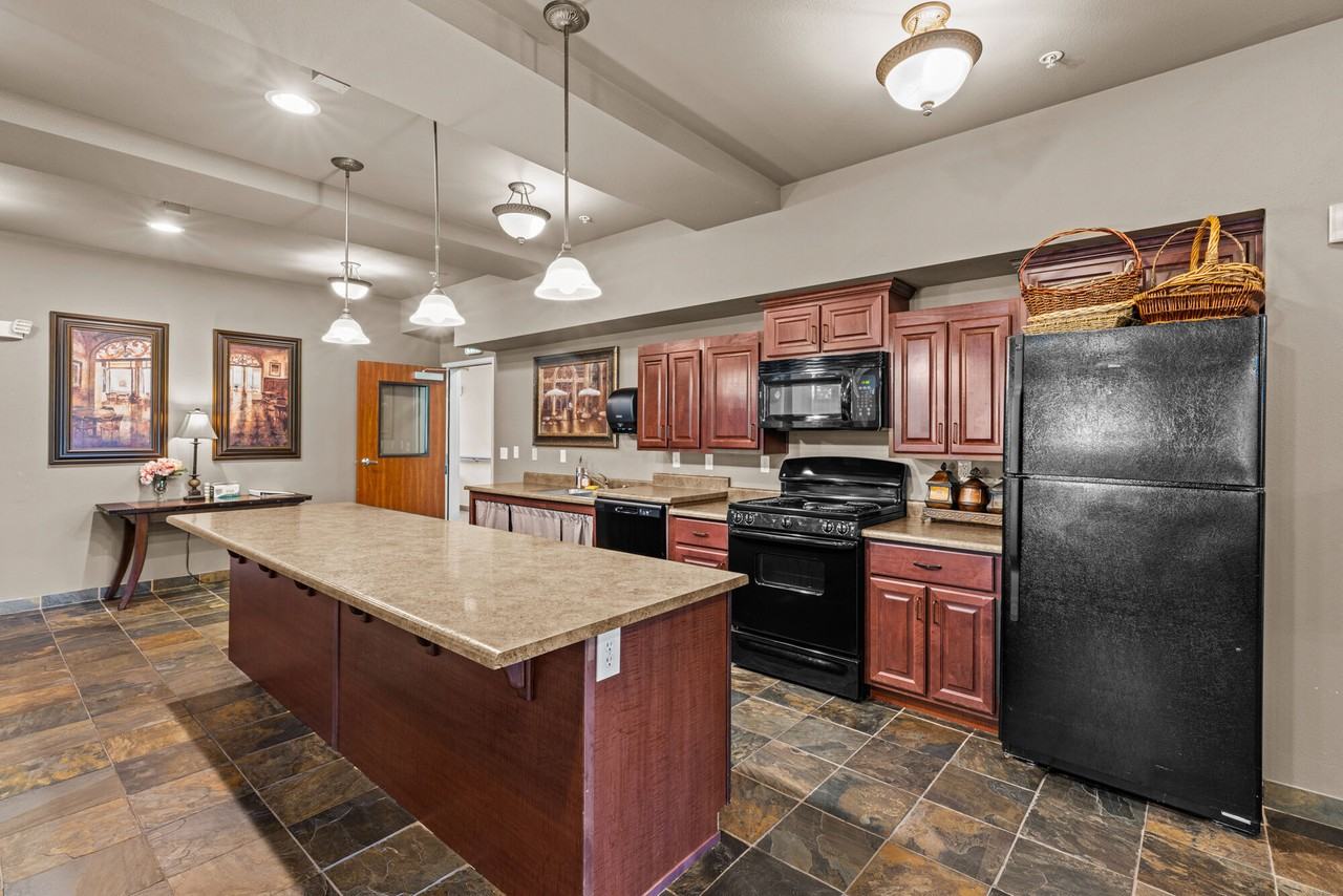 Covington Place - Photo 6 of 16