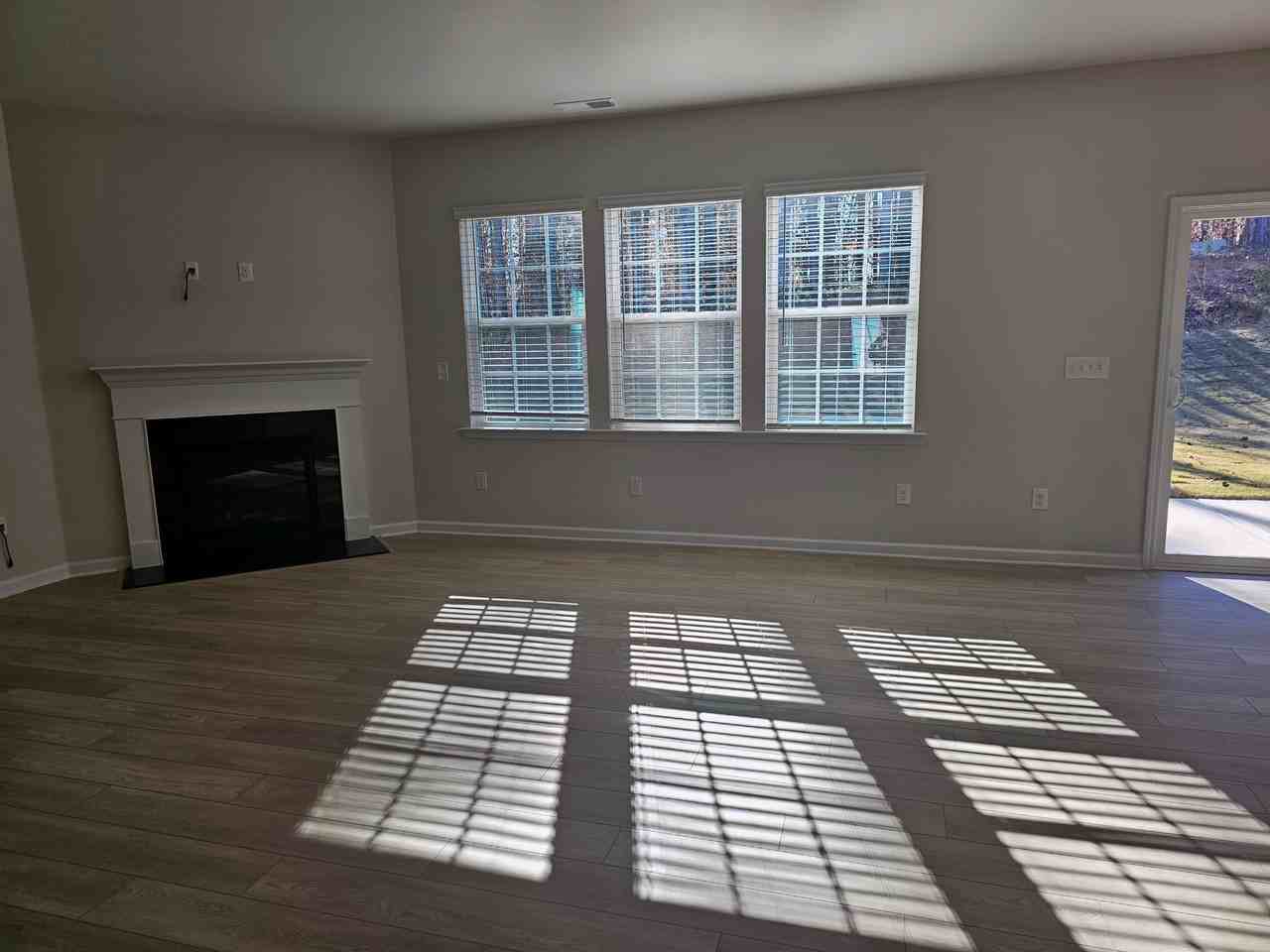 314 Hamptons Cove Rd - Photo 2 of 12