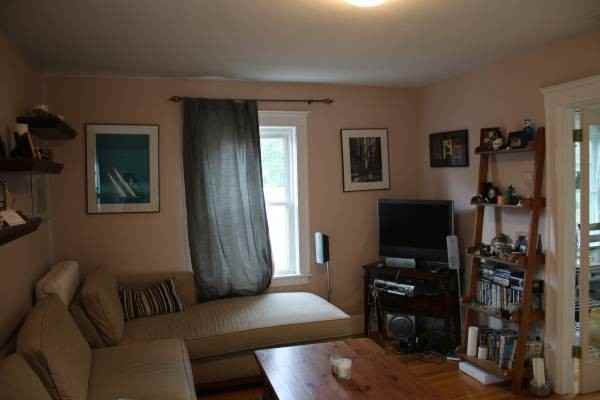 109 Rockview Street - Photo 2 of 10