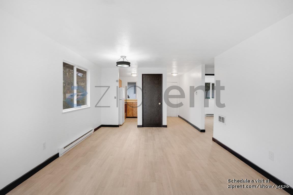 3931 Ne 82nd Ave - Photo 7 of 15