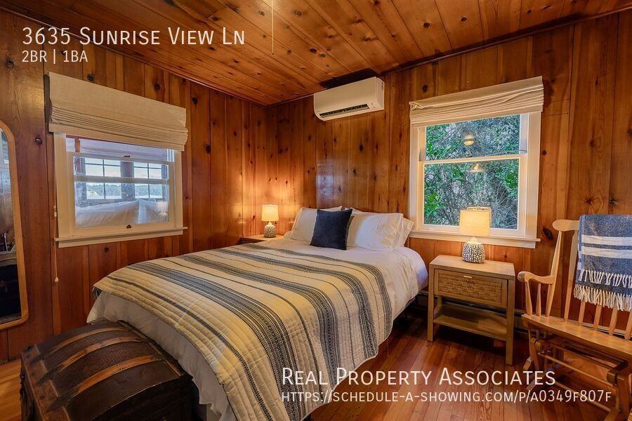 3635 Sunrise View Ln - Photo 3 of 45