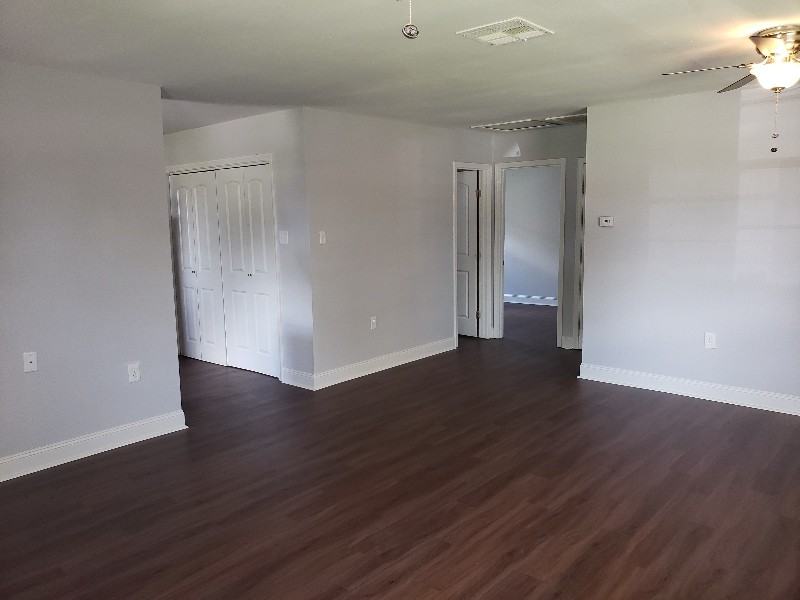 646 Urbandale St - Photo 5 of 13