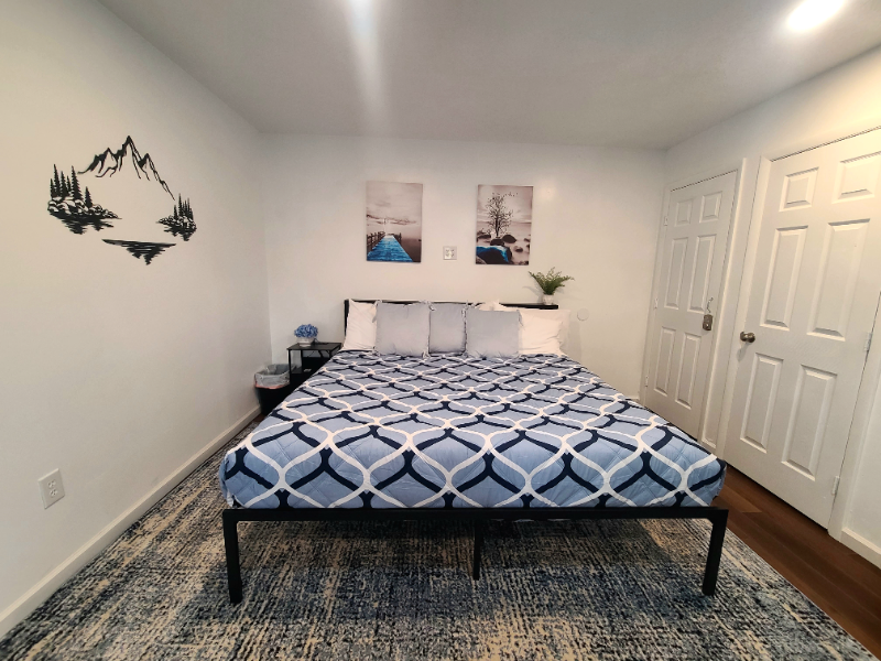 2450 East #B - Photo 4 of 16