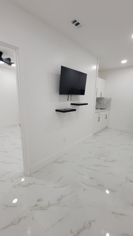 22 E Acre Dr - Photo 3 of 7