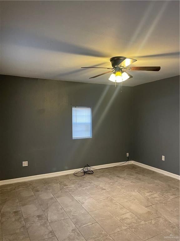 507 E Ricky Crossland Ave - Photo 3 of 4