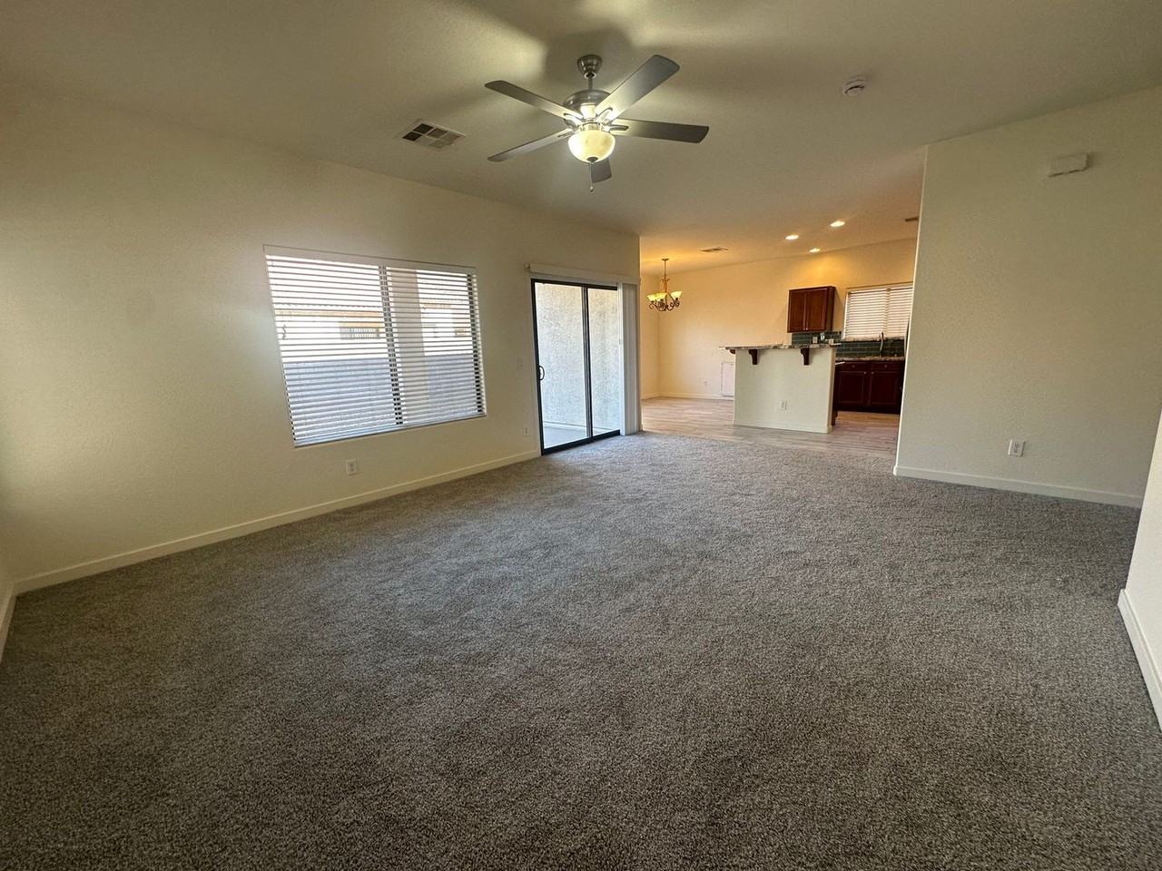 2174 E Greenlee Ave - Photo 4 of 21