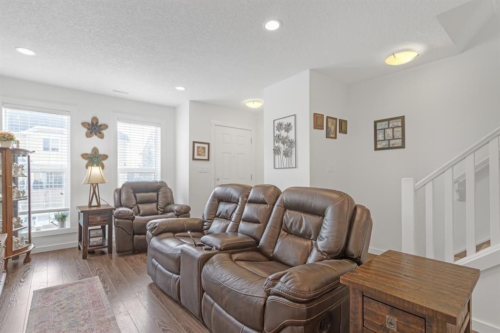 2400 Ravenswood View Southeast #513