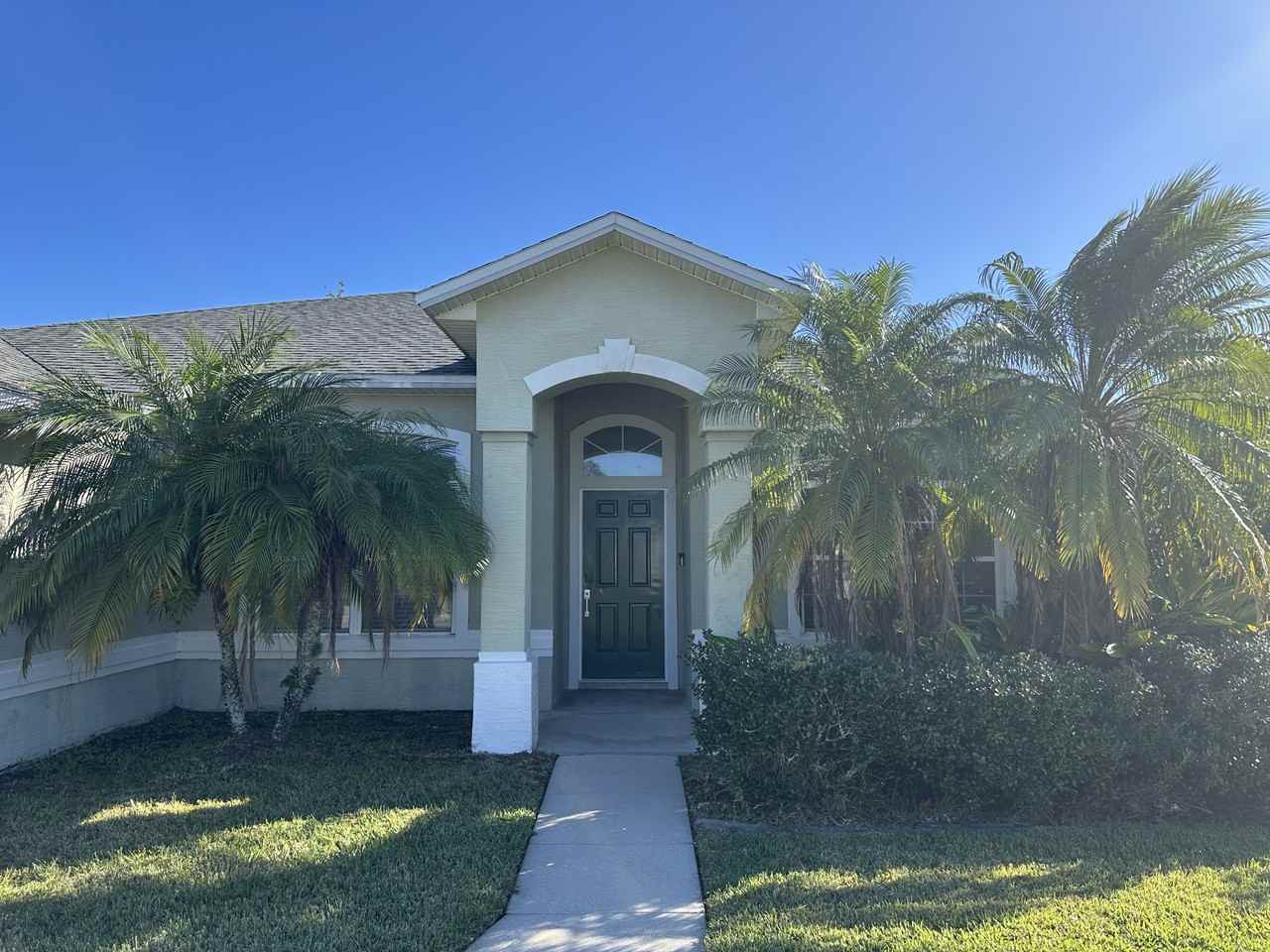 6780 Calistoga Cir #NA - Photo 2 of 32