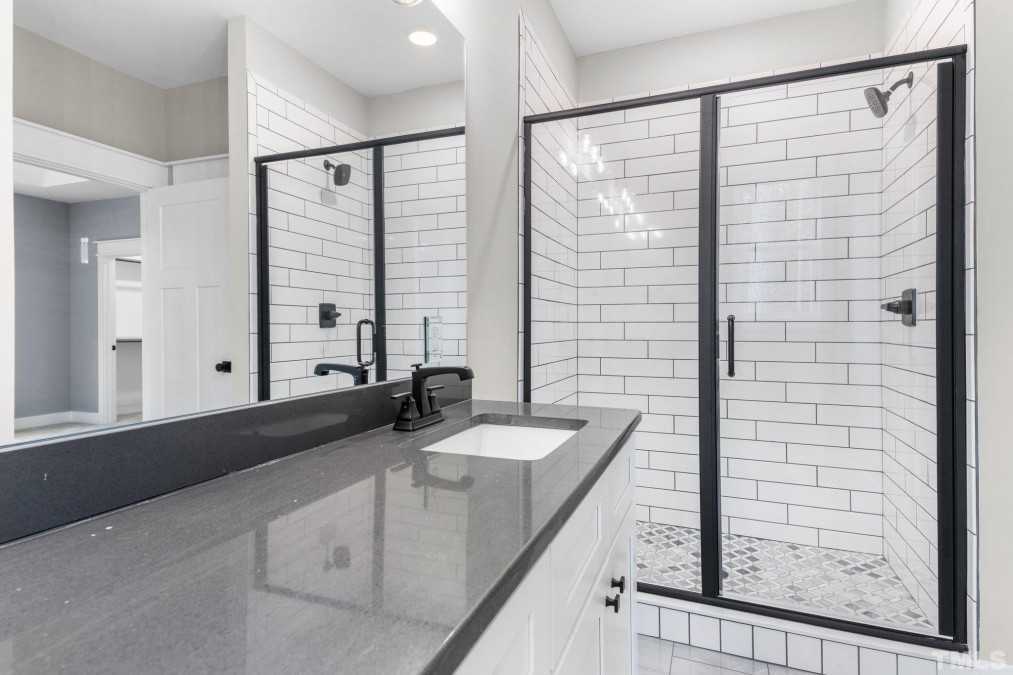 220 Shawnee Drive #NA - Photo 5 of 11