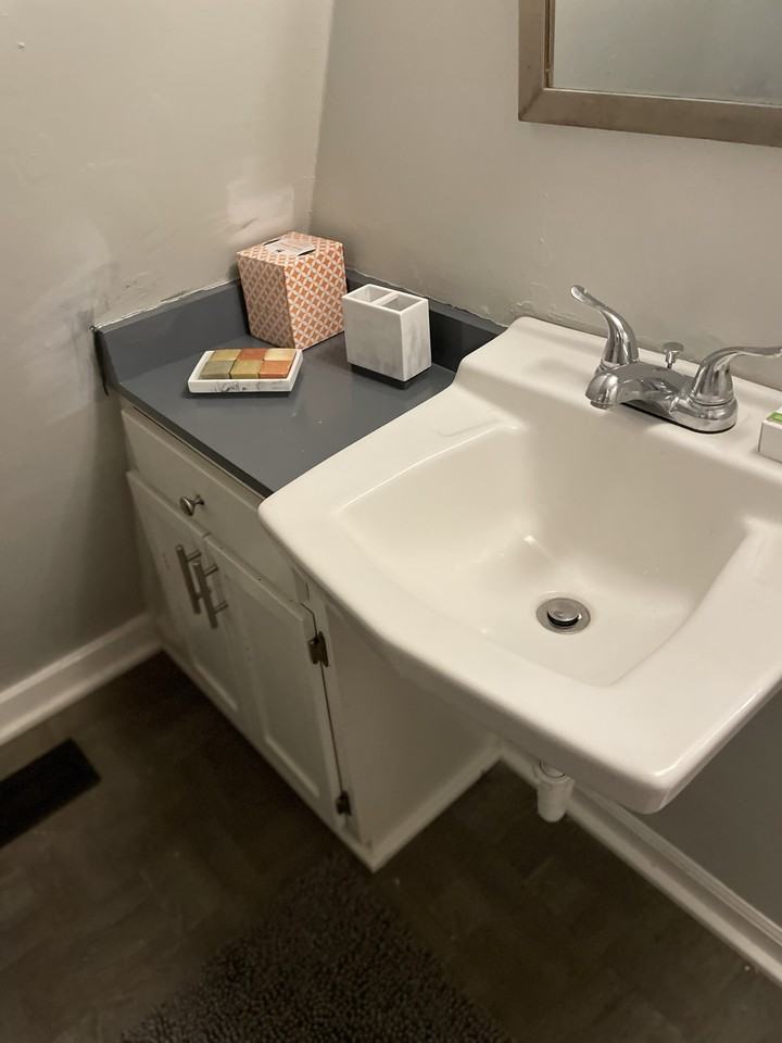 815 Hudson Rd - Photo 4 of 7