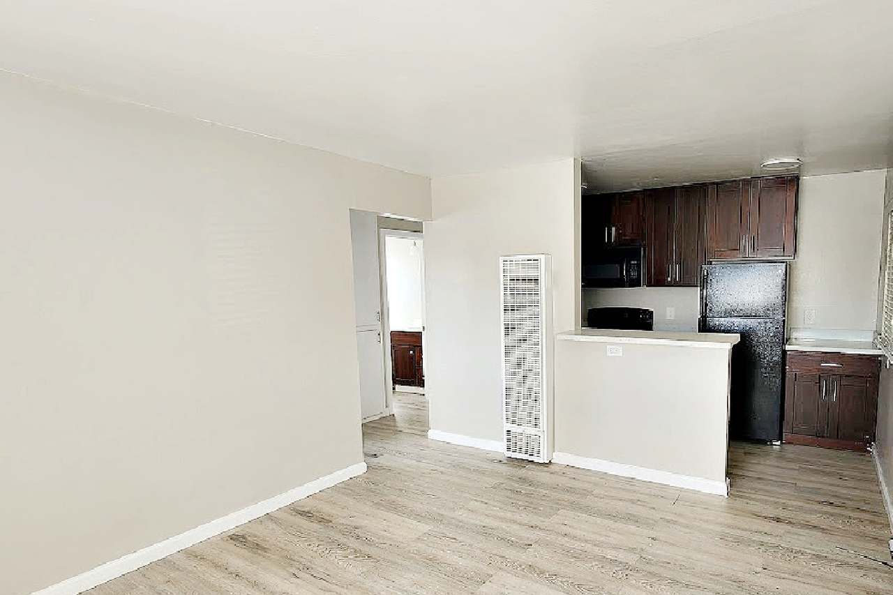 SEKK Investments Cherry LLC - Photo 5 of 8