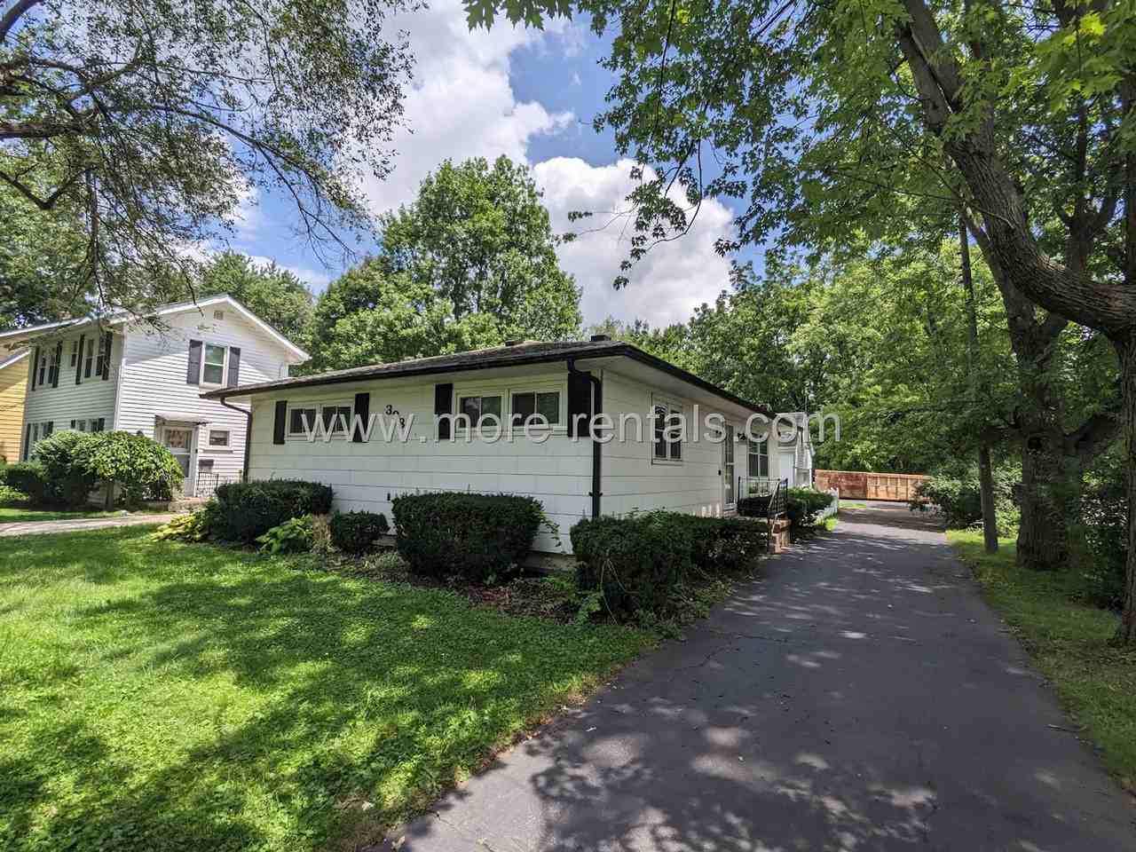 398 Collingwood Ave - Photo 2 of 17