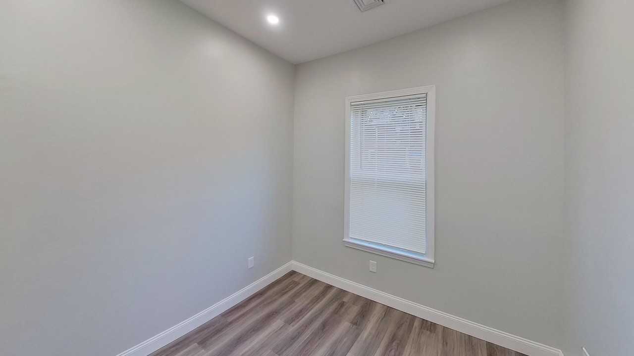 23 Oakwood Street #2 - Photo 7 of 9