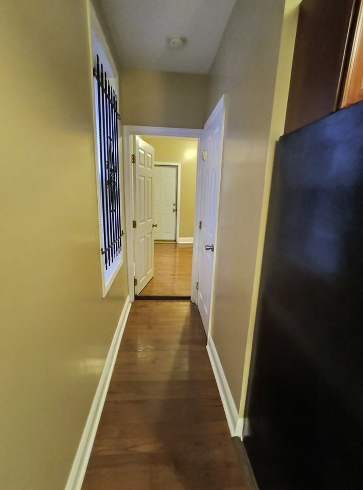 1034 W York St #1 - Photo 3 of 14