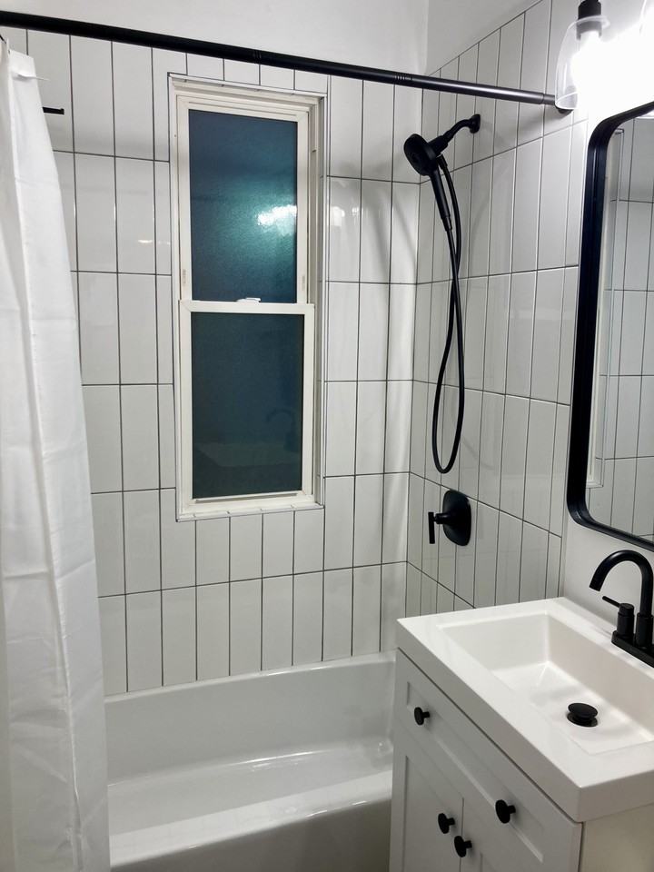 3058 N Fratney St - Photo 2 of 16