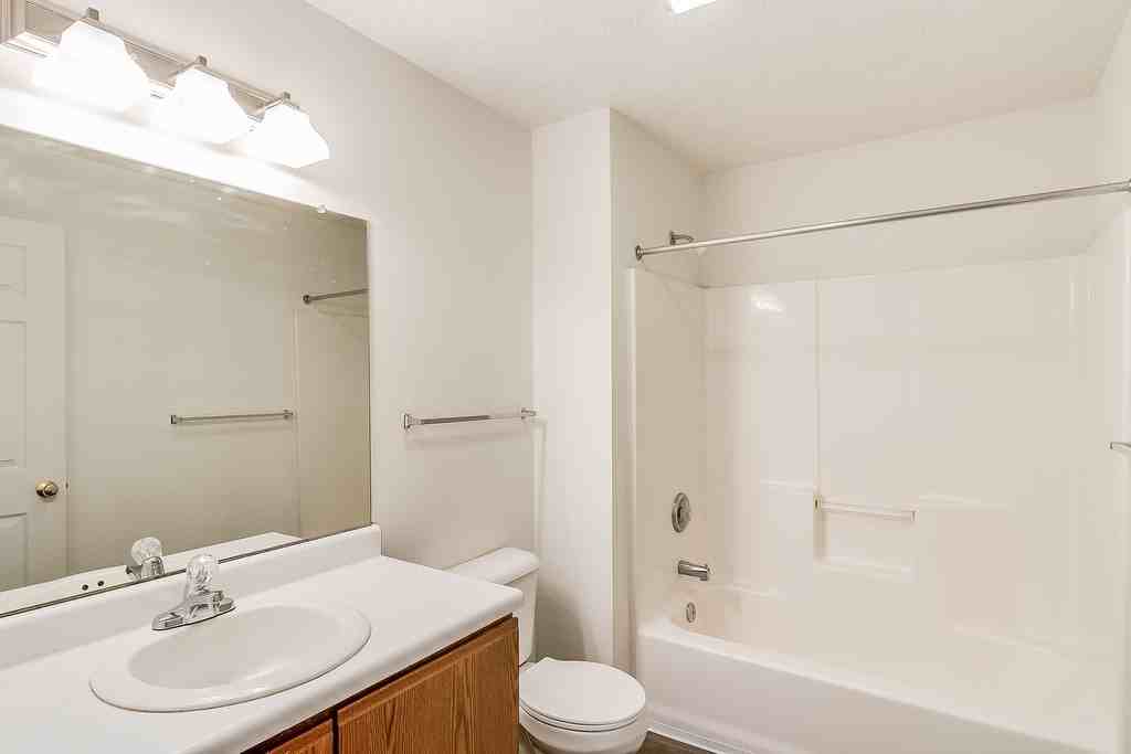 Looking Glass Meadows LLC - Photo 3 of 4