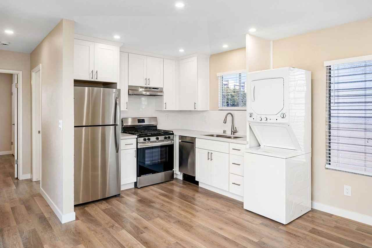 153 N. 16th Street - Photo 5 of 37