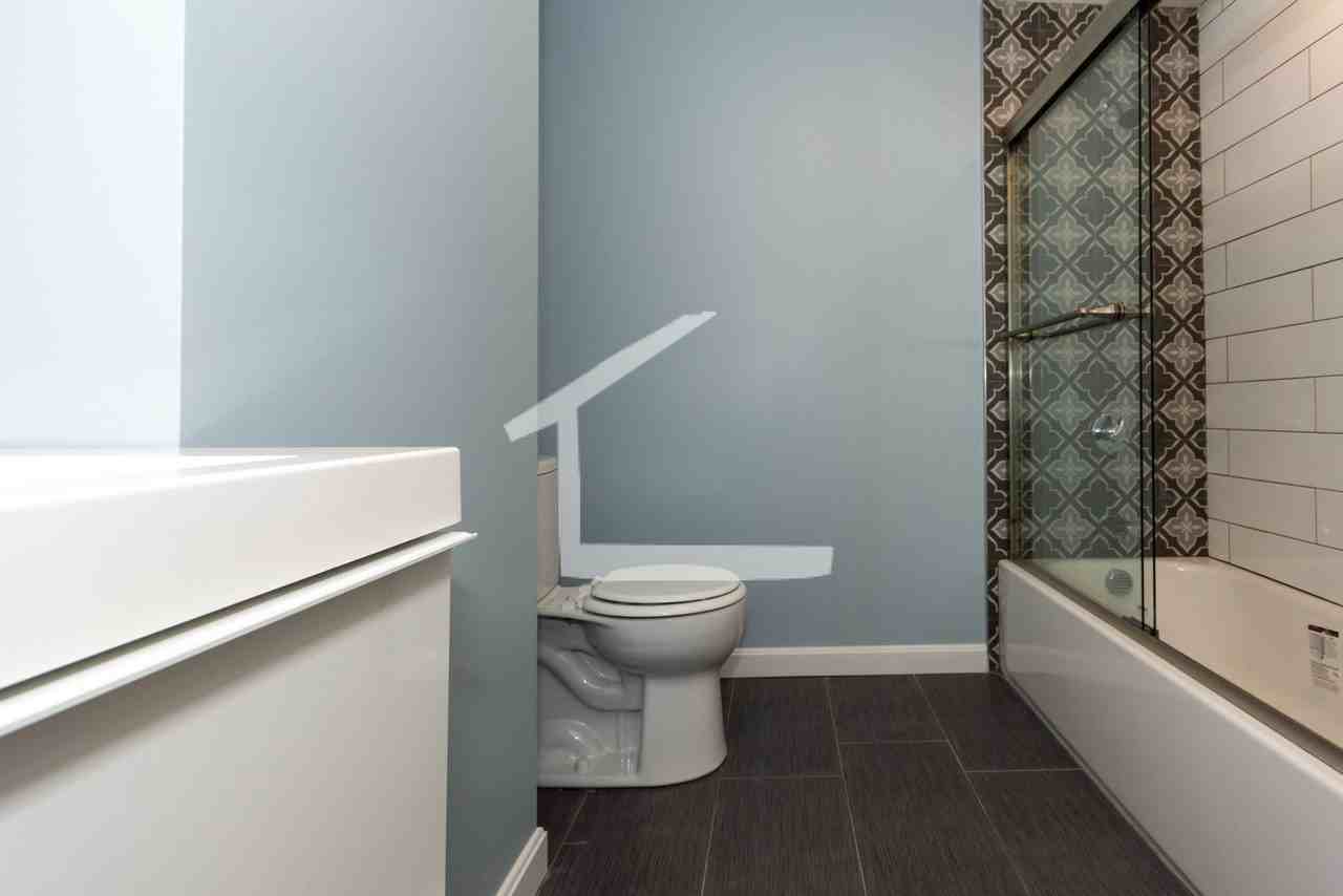 16 Bay State Rd - Photo 6 of 12