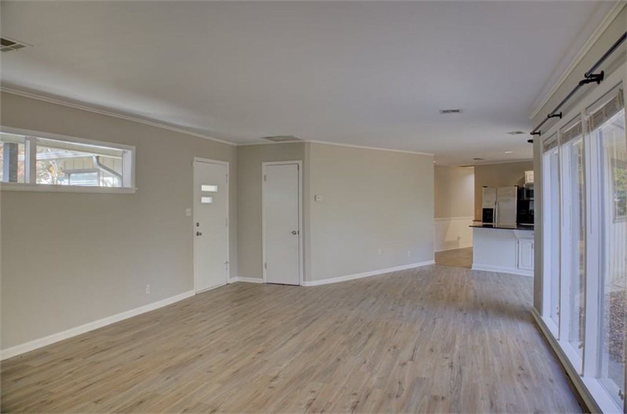 3807 S Marion Ave - Photo 6 of 48