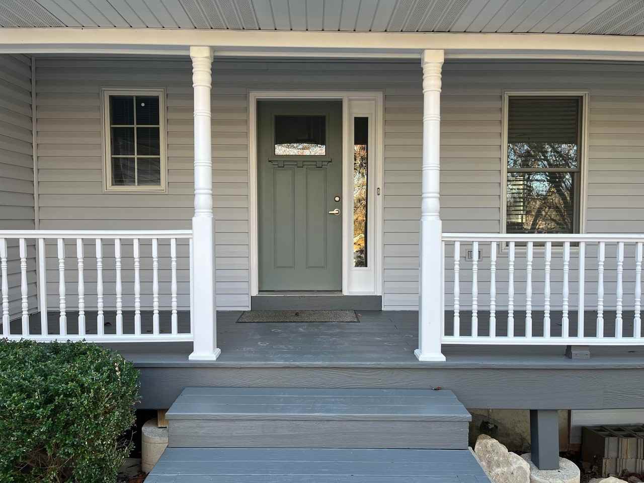 5409 Dalcross Dr - Photo 3 of 44