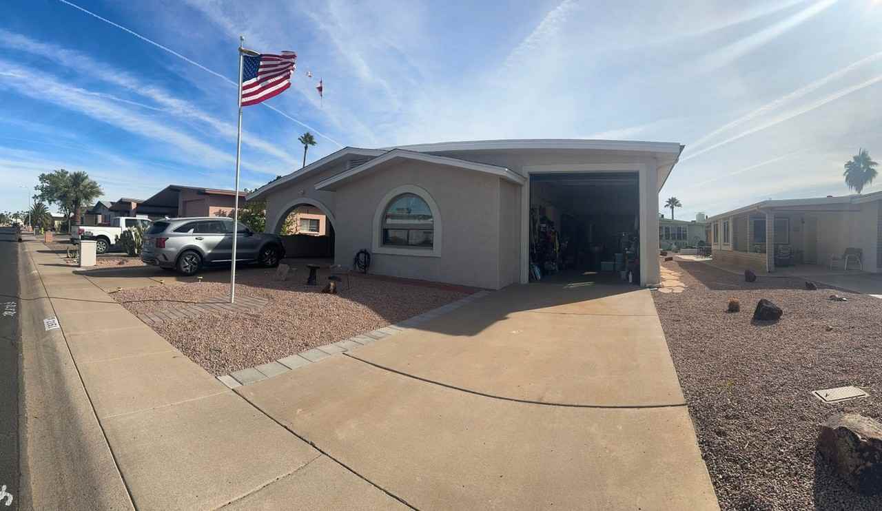 2151 N Middlecoff Dr - Photo 2 of 19