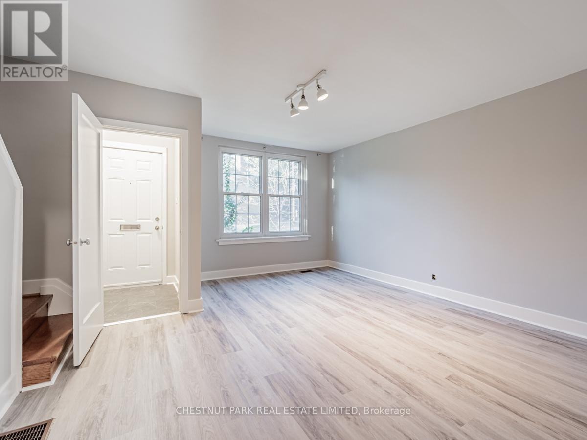 32 Oxton Avenue - Photo 2 of 38