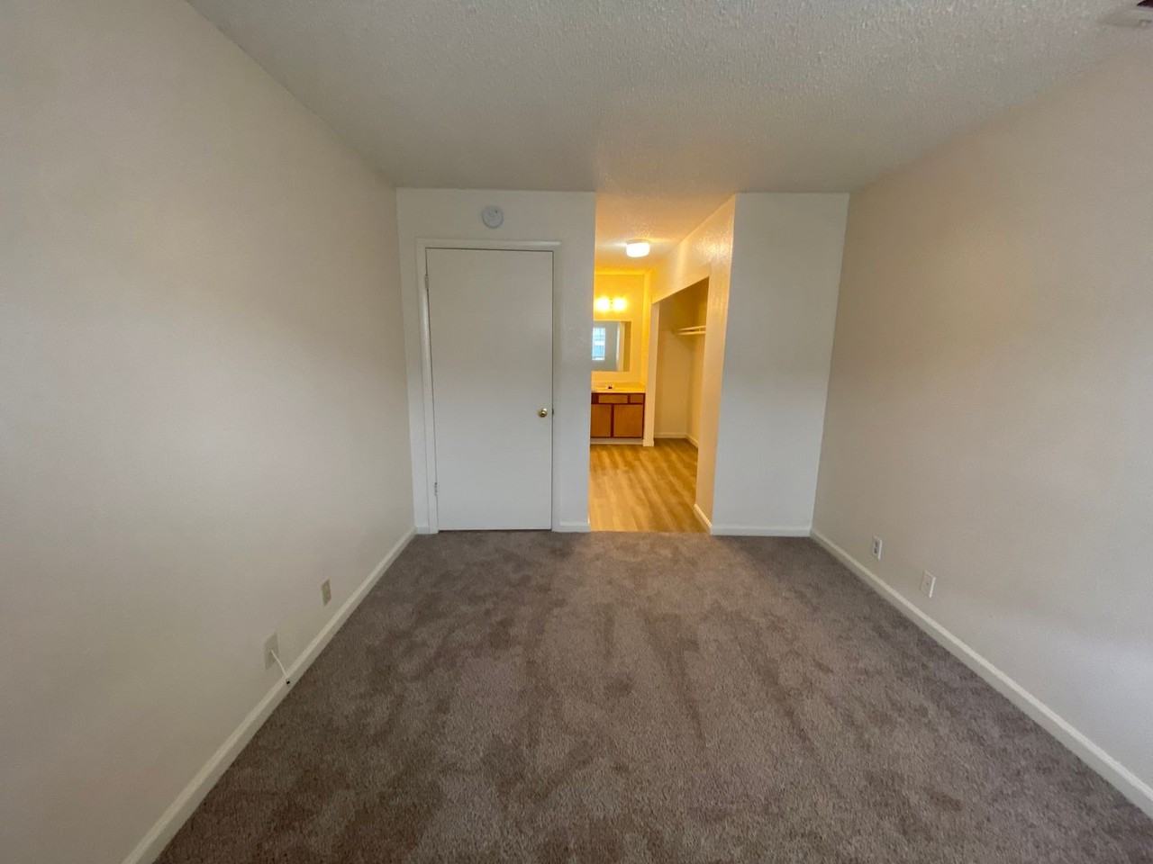 9339 Musselman Dr #31 - Photo 7 of 33