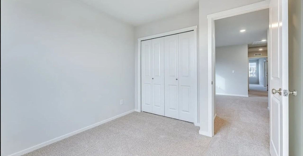 808 Nw 175th St - Photo 3 of 15