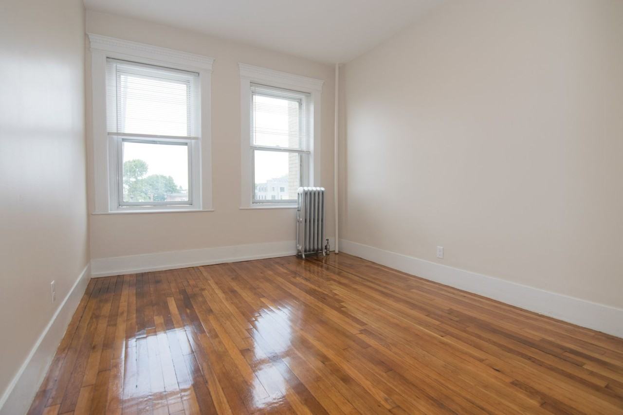 38 Brighton Ave - Photo 5 of 15