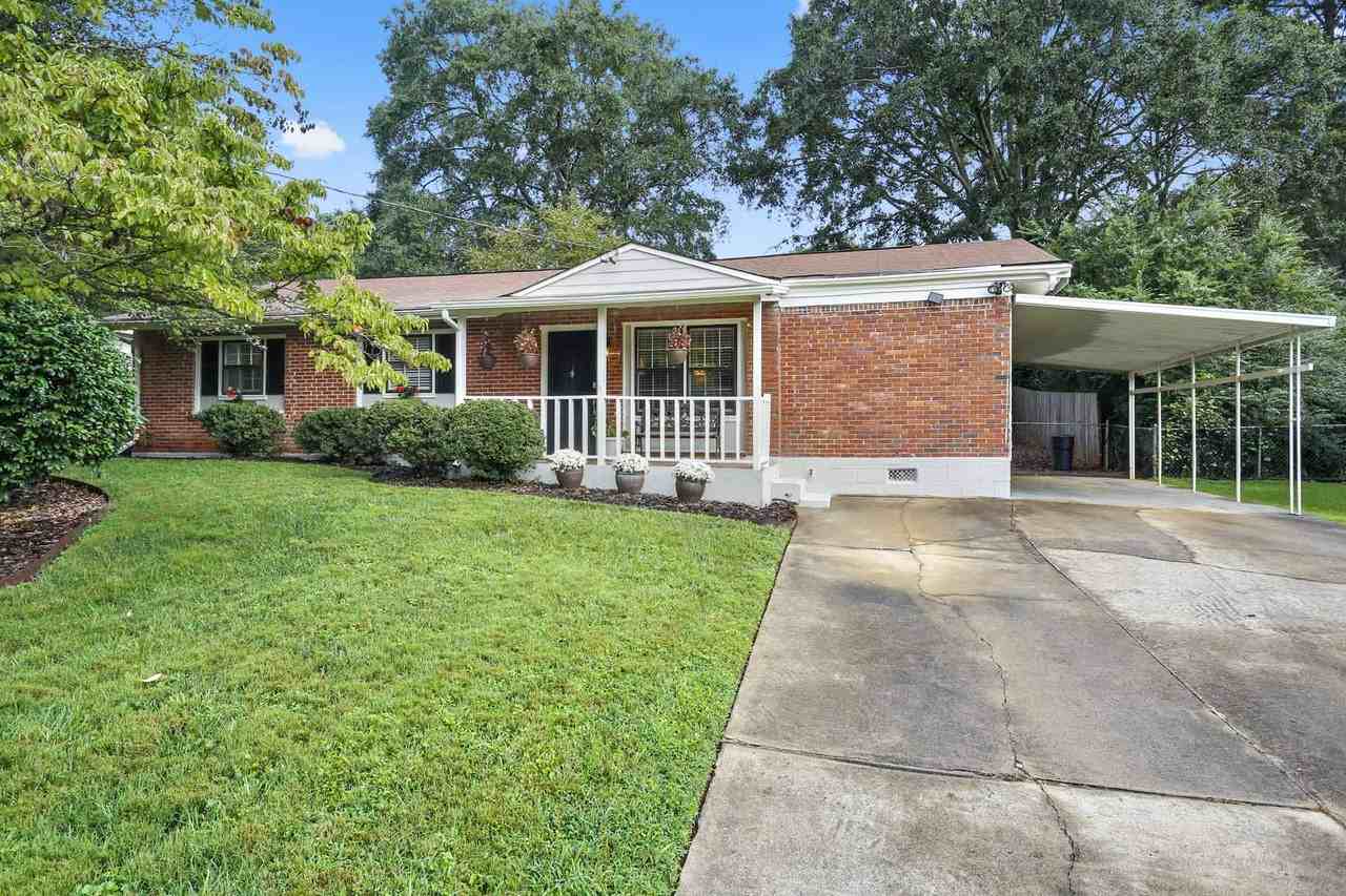 3044 Lindon Ln - Photo 2 of 23