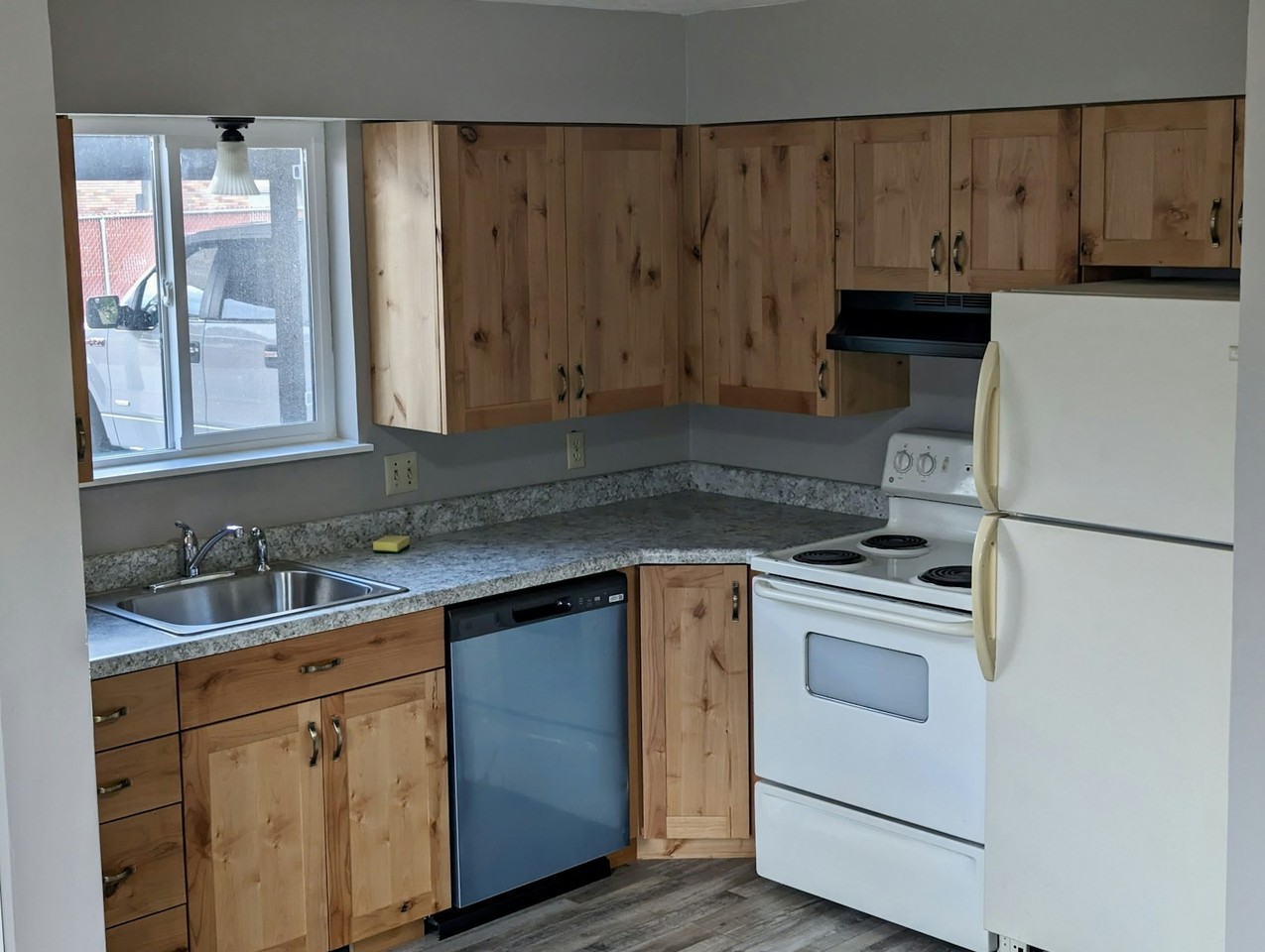 435 West 4900 South, Unit 2 - Photo 5 of 8