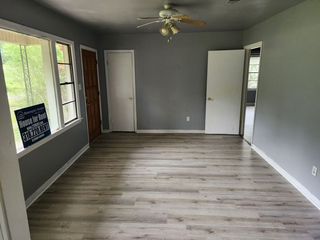 3031 Bert Kouns Industrial Loop - Photo 6 of 8