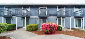 featured image of 8726 South Hosmer Street