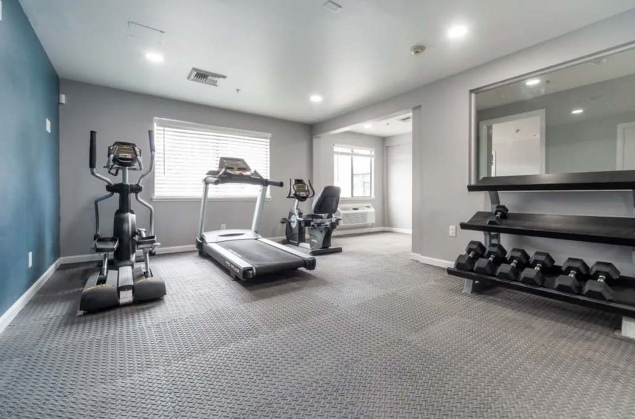 Indigo Apartments - Photo 3 of 28