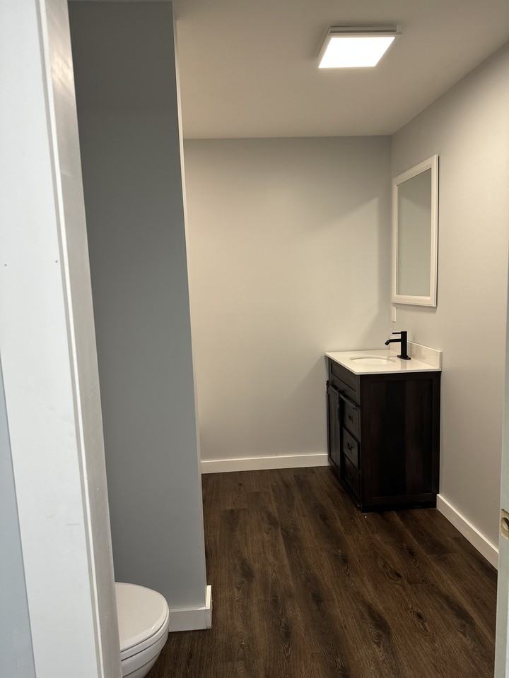 74 Railroad Ave #1A - Photo 2 of 10