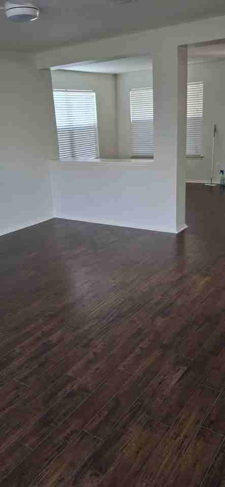 109 Comal Cv #NA - Photo 2 of 13