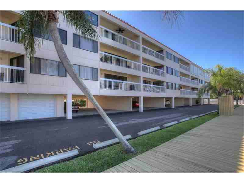 640 Bayway Blvd - Photo 2 of 25